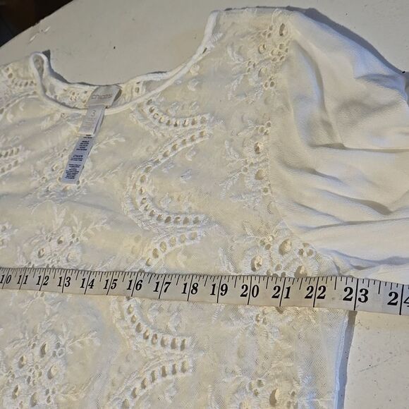 Cream lace and embroidby chicos ered hollow top - Picture 15 of 16
